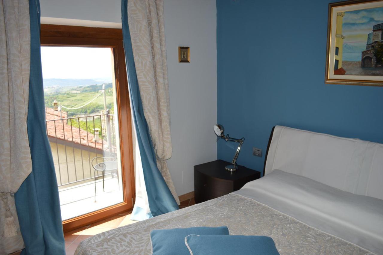 La Corte Di Langa Affittacamere Albaretto della Torre Camera foto